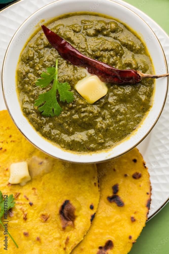 Makai ki Roti Najmat Lahore Restaurant